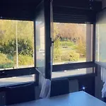 Centre-ville -au1er étage Avec 2 - 6 Personnes Appartamento *