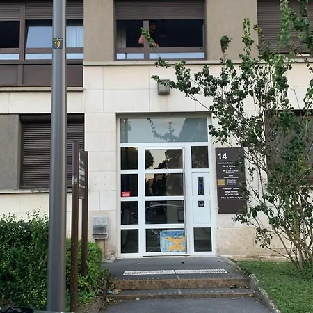 Apartamento Centre-ville -au1er étage Avec 2 - 6 Personnes Reims
