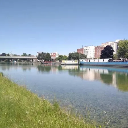 شقة Centre-ville -au1er Etage Avec 2 - 6 Personnes