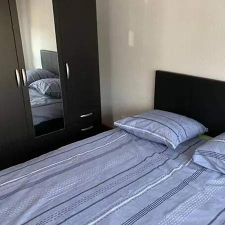 شقة Centre-ville -au1er Etage Avec 2 - 6 Personnes