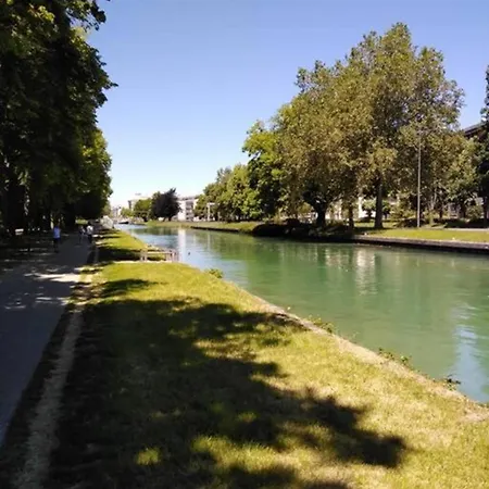 Centre-ville -au1er étage Avec 2 - 6 Personnes Apartamento Reims