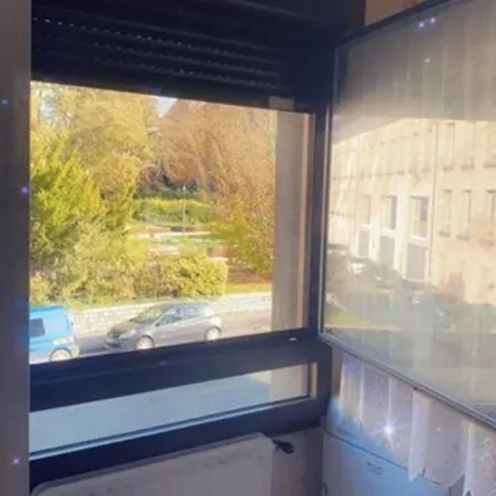 아파트 Centre-ville -au1er Etage Avec 2 - 6 Personnes *